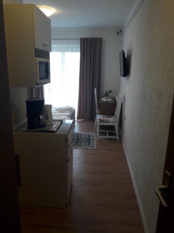 Roza Guest House Senj  Exteriör bild