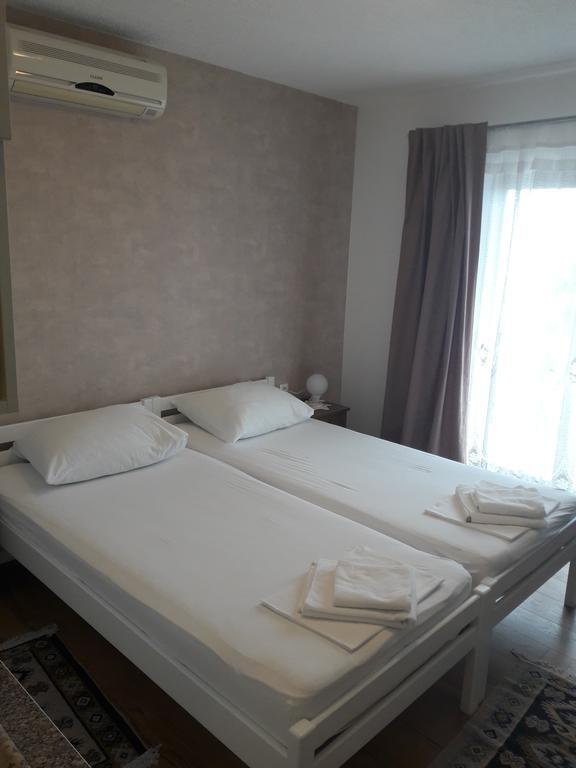 Roza Guest House Senj  Exteriör bild